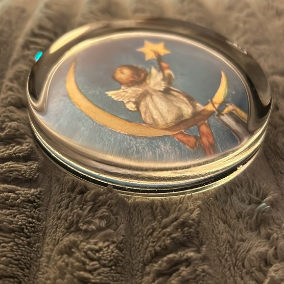 Vintage Enesco Foil Art Glass Desk Paperweight Cherub Moon Star ⭐️ 🖼️ 👼🌙 - Picture 3 of 8